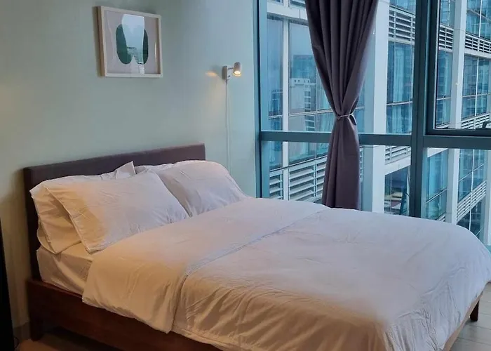 New! Warm 1-br In Uptown Bgc With Views Apartamento