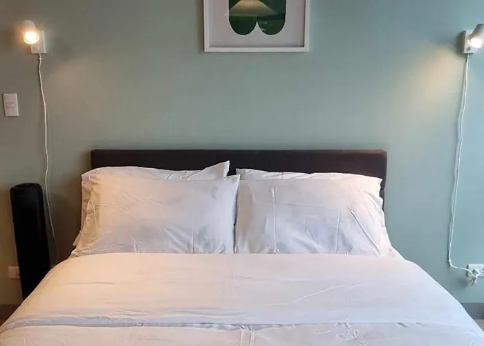 New! Warm 1-br In Uptown Bgc With Views * Manila